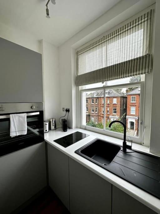 Stylish Studio Near Regent'S Park N7 伦敦 外观 照片