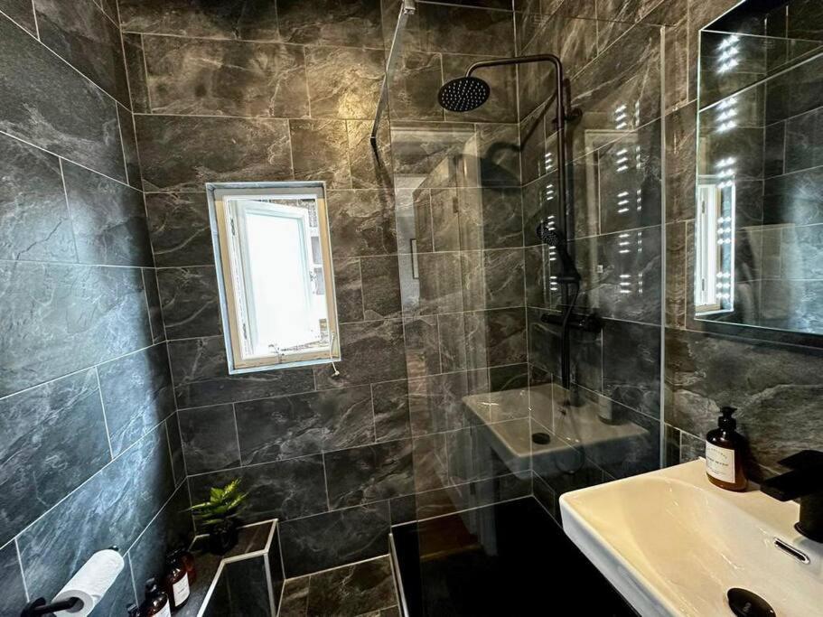 Stylish Studio Near Regent'S Park N7 伦敦 外观 照片
